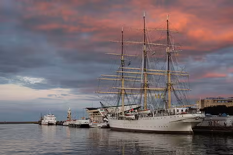 Dar Pomorza (Museum Ship)